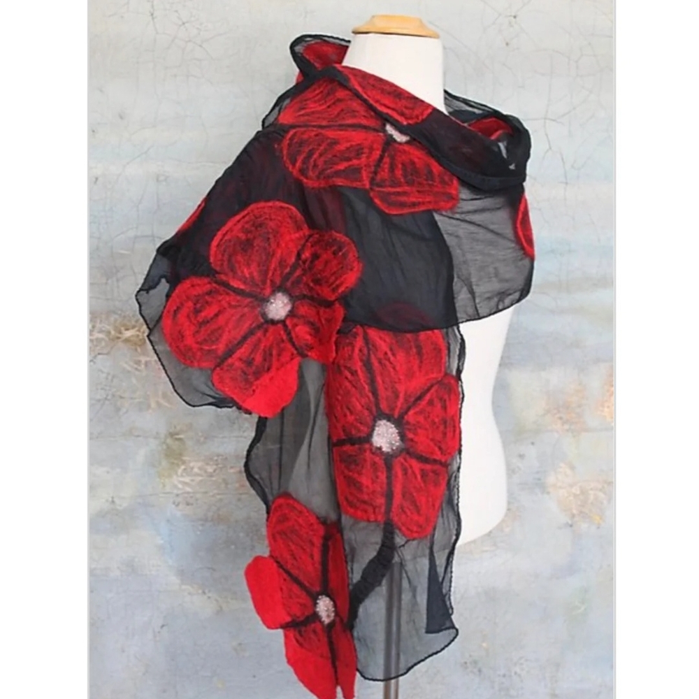POMEGRANATE MOON WARM Winter Flower Scarf